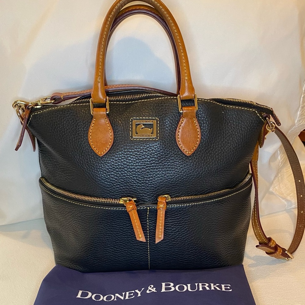 Dooney & Bourke Dillen Satchel or Shoulder bag - double zip - with dust bag